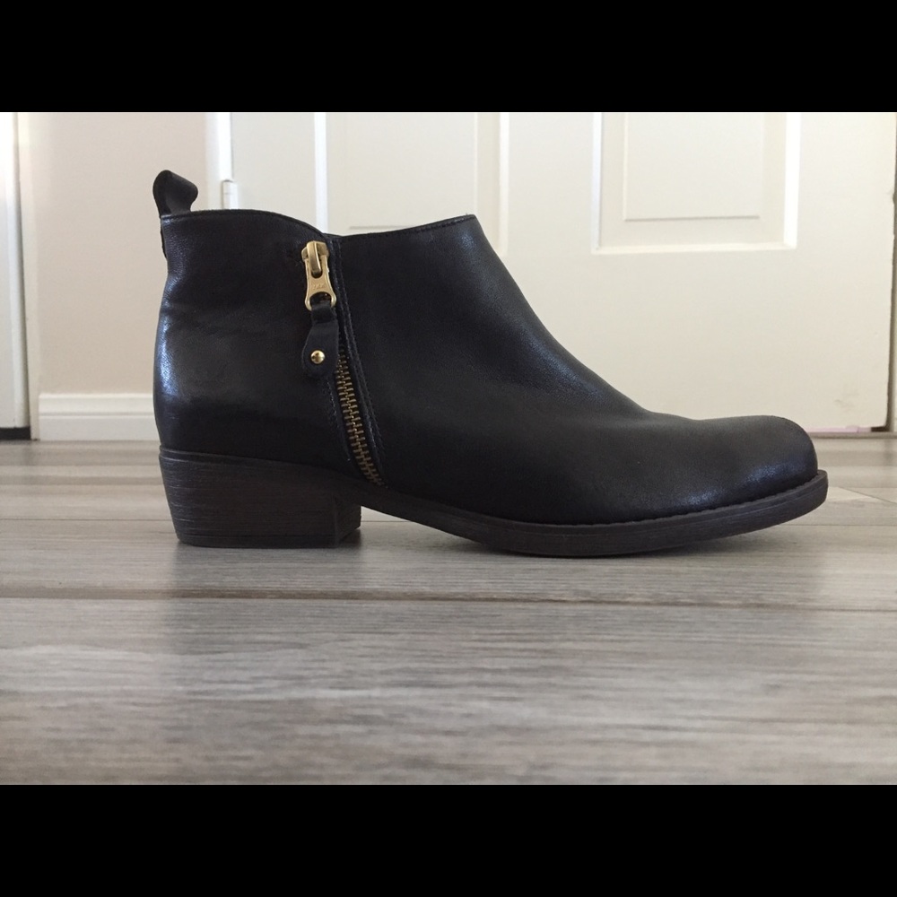 Leather ankle boots